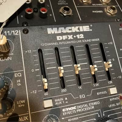 Mackie DFX-12 12-Channel Integrated Live Sound Reinforcement Mixer LOCAL PICKUP BEST image 2