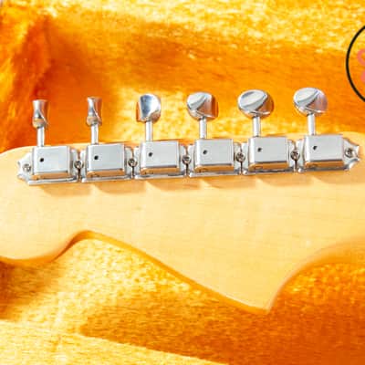 2008 Fender American Vintage ’62 AVRI Jazzmaster 3-Tone Sunburst Nitro w/ OHSC image 8