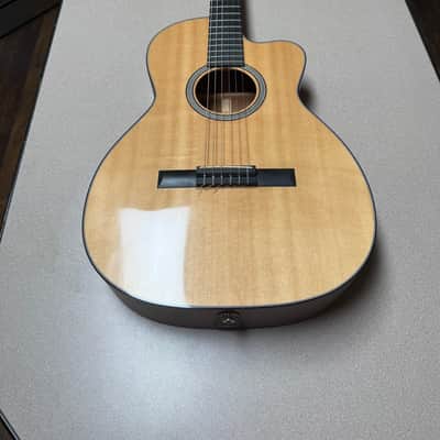 2017 Martin 000C Nylon image 1
