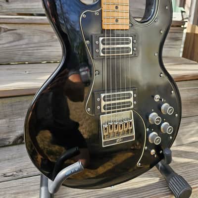 Peavey T-60 Electric Guitar with OHSC 8.2 lbs image 4