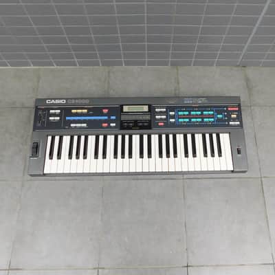 CASIO CZ-1000 | Vintage Phase Distortion Synthesizer | w/ Dust Cover & Manuals image 2