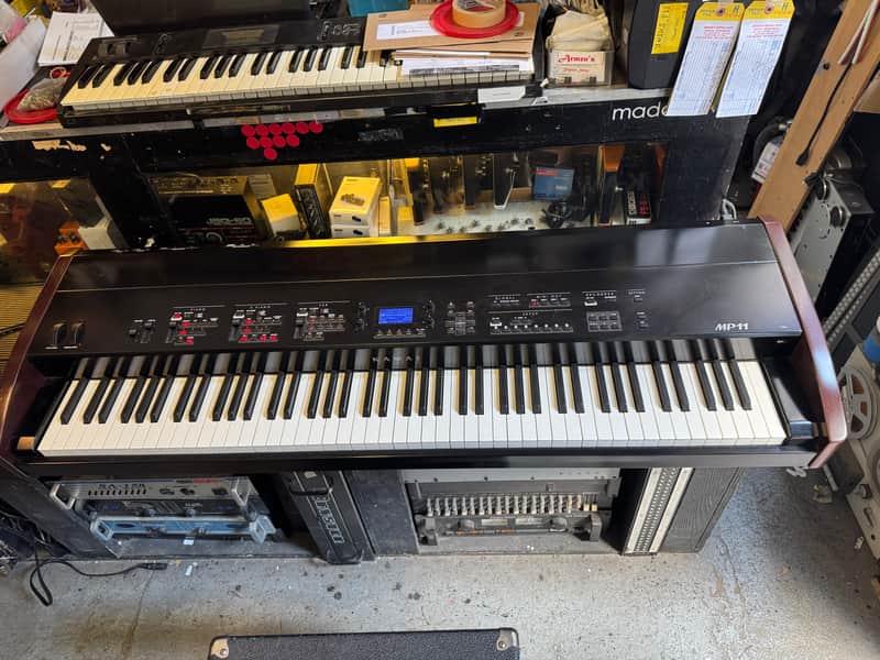 Kawai MP11 fully weighted 88 key keyboard stage piano //ARMENS//