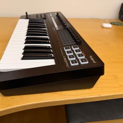 Roland A-300PRO 25-Key MIDI Keyboard Controller 2010 - Present - Black image 4