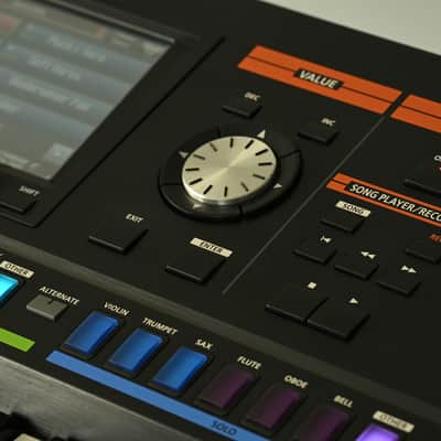 Roland Jupiter-80 - MINT image 12