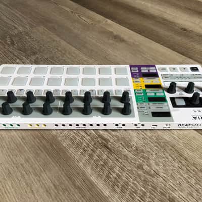 Arturia BeatStep Pro w/ Original Box & All Accessories (Read) image 10