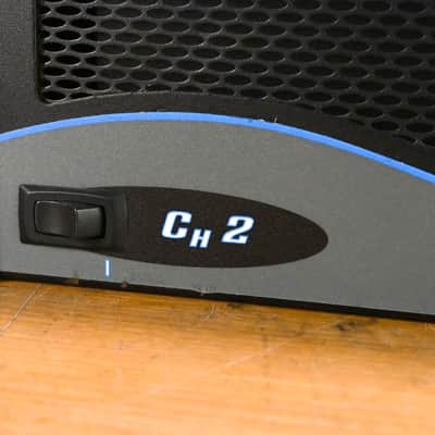 Crown CH2 Contractor Series 2-Channel Power Amplifier CG01ZM7 image 5