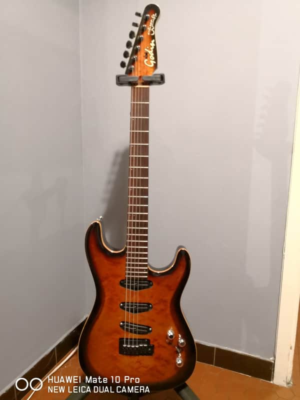 Godin Artisan ST Signature 90' Sunburst image 1