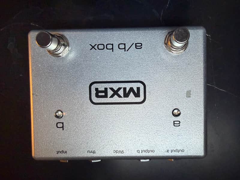 MXR M196 A/B Box