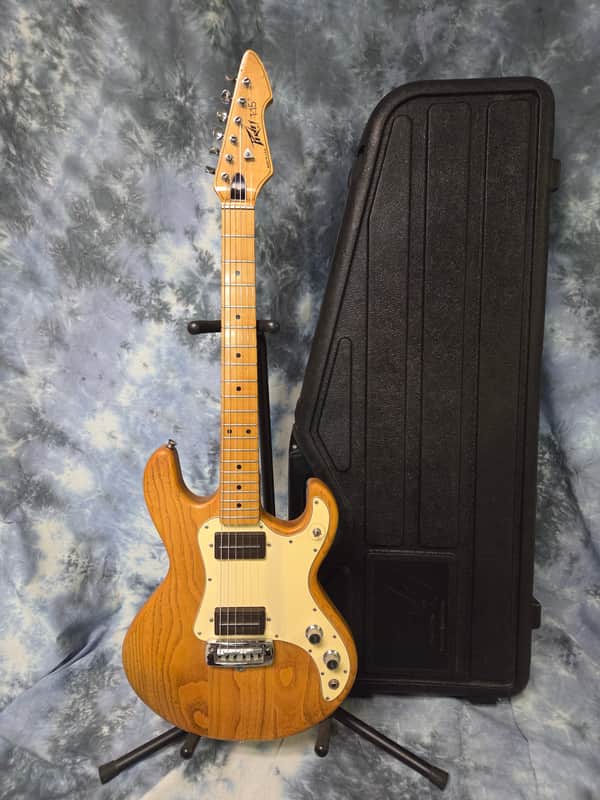 Vintage RARE 1985 USA Peavey T-15 Short Scale Guitar Natural Ash Pro Setup New Strings Original Peavey Chainsaw Hard Shell Case image 1