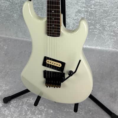 Kramer Baretta (original mid 80's neck, more recent body) guitar in aged white image 8