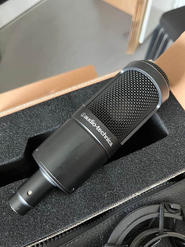 Audio-Technica AT2035 Large Diaphragm Cardioid Condenser Microphone 2010s - Black image 1