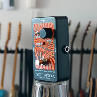Electro-Harmonix Nano Small Stone EH4800 Phase Shifter V2 2021 - Present Black image 3