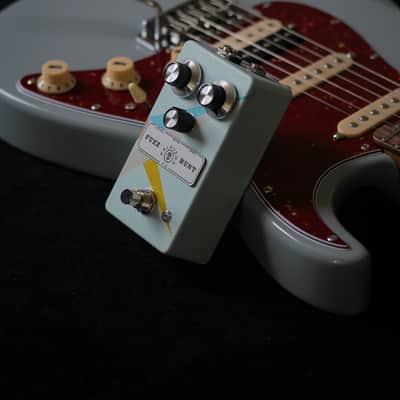 Kalavera FX Fuzz Hunt 2026 - blue mosaic image 2