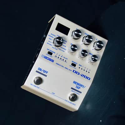 Boss DD-200 Digital Delay Complete w/ Box!!! image 2