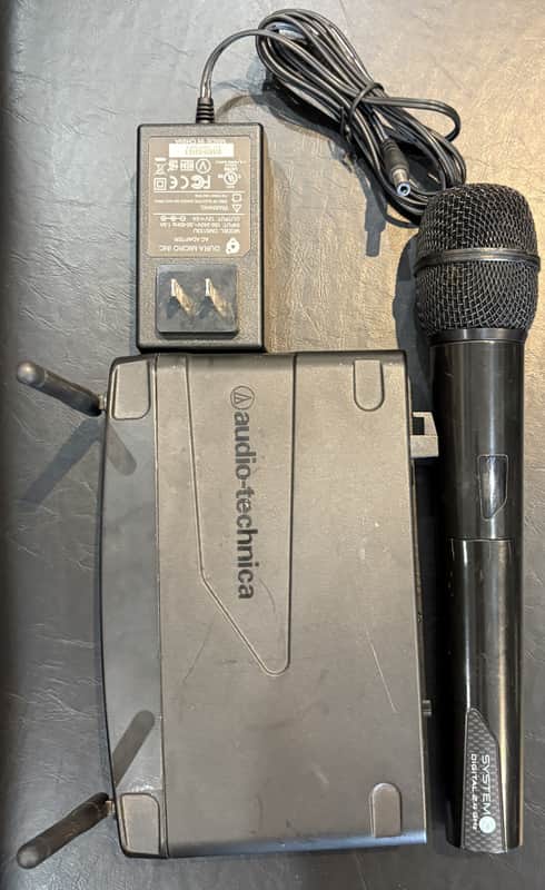 Audio-Technica ATW-R1100 System 10 Digital Wireless Receiver W/Handheld 2.4 GHz ISM Band 2010s - Black image 1