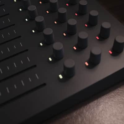 Novation Launch Control XL MK3 MIDI DAW Controller 2025 - Present - Black image 2