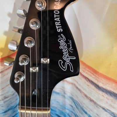 Fender Squier Starcaster HSS standard series 2018 - Black image 4