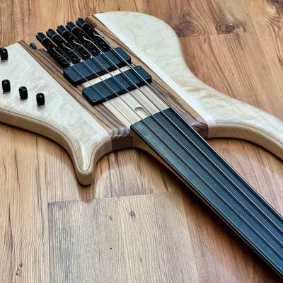Merlos Trium 5 Headless Fretless image 8