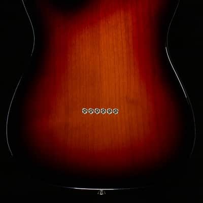 Fender American Professional II Telecaster 3-Color Sunburst Maple Fingerboard (094) image 4