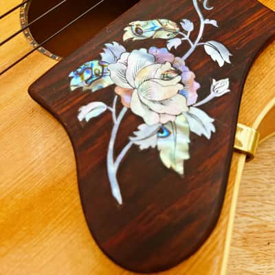 Immagine A Rare Eric Beharrell Baritone ukulele -2007 - 12