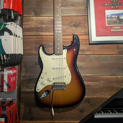 Fender Left-Handed Standard Stratocaster with Rosewood Fretboard 2006 - 2017 - Brown Sunburst image 1