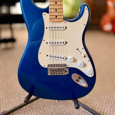 Fender Standard Stratocaster 2007 - Electron Blue Metallic Bild 2