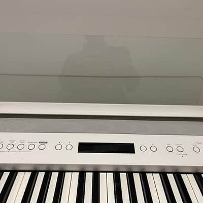 Roland FP-60X Piano White, with case and X stand image 5