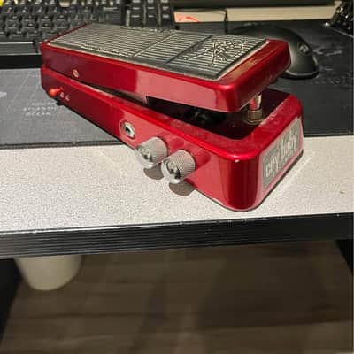 Dunlop SW95 Slash Signature Cry Baby Wah | Reverb Canada