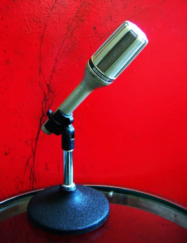 Vintage 1980's Shure SM59 dynamic cardioid microphone USA w mic clip Low Z SM58 SM54 SM53 image 1
