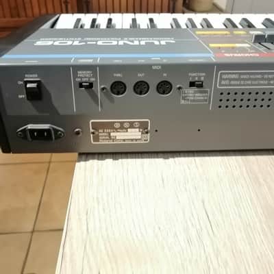 Roland Juno-106 61-Key Programmable Polyphonic Synthesizer 1984 - 1985 - Black image 9