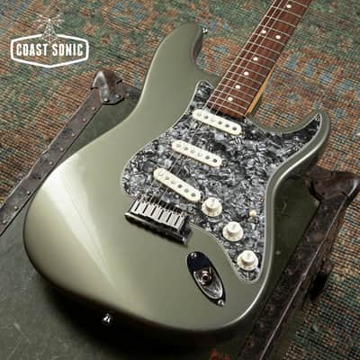 1989 Fender American Standard Stratocaster USA w/case image 7