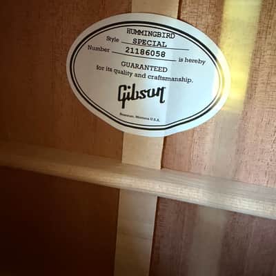 2026 Gibson Hummingbird Special - Satin Honey Burst image 5
