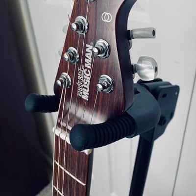 Ernie Ball Music Man St. Vincent Signature 2016 - 2017 – Black – Very Good – OHSC image 5