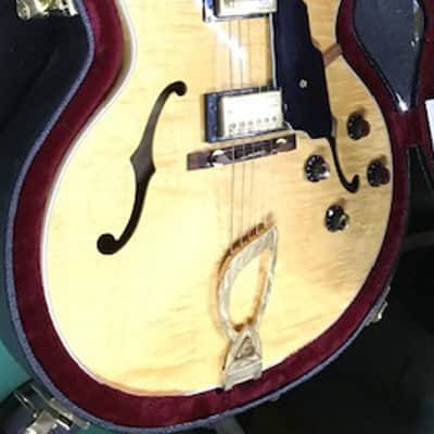 Guild U.S.A. X-170 BL Westerly R.I. production . Original hardcase Natural image 2