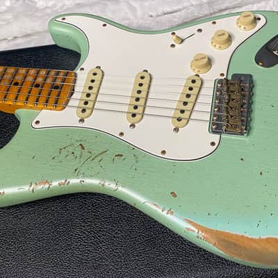 NEW! Fender Custom Shop Special Run '69 Stratocaster Heavy Relic - Handwound P/U's - Aged Surf Green Pearl - Reverse Headstock - 7.65lbs - Authorized Dealer - SUPER RARE! G07476 image 9