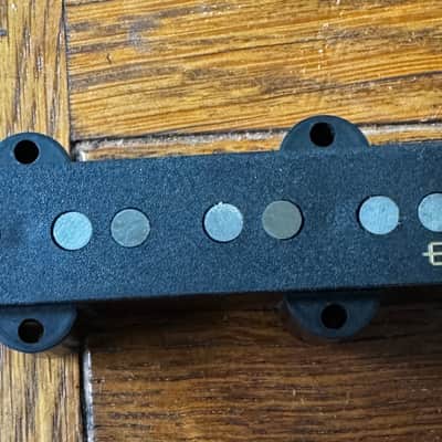 EMG SJ4 HZ EP 2015 image 1