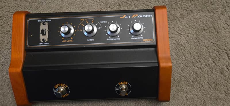 Warm Audio Jet Phaser 2024 - Black/Hardwood image 1