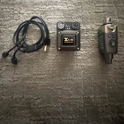 Xvive U4 Wireless In-Ear Monitor System 2019 - 2020 - Black image 2
