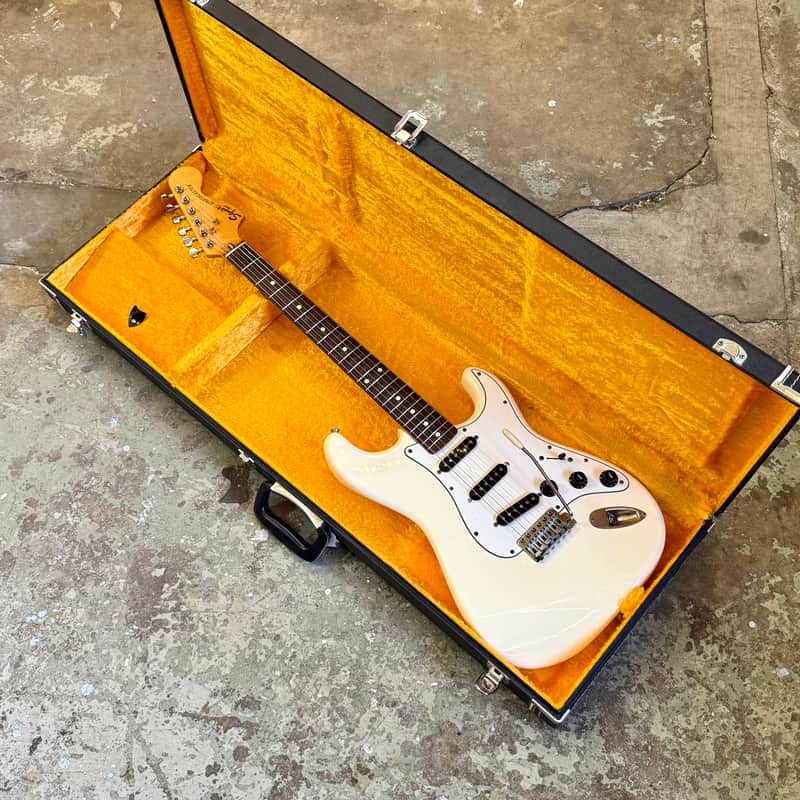 Fender Stratocaster ST-72 JV SQUIER 1983 scalloped Olympic white original vintage MIJ Japan image 1