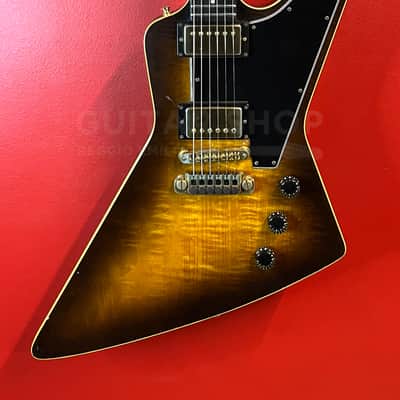 Gibson Explorer E2 CMT Curly Maple Top Tobacco Sunburst 1982 image 3