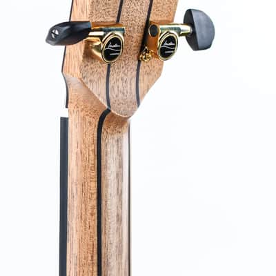 Lowden WL32 Wee Lowden Indian Rosewood Sitka Spruce image 6
