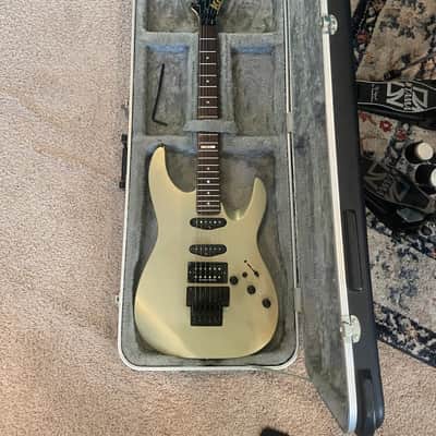 1989 Kramer Pacer Custom II in Flip Flop Champagne with HSC HSS Floyd image 25