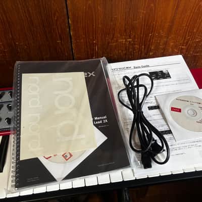 Clavia nord lead 2x 20-voice Analog Modeling Synthesizer w/ gig bag image 11
