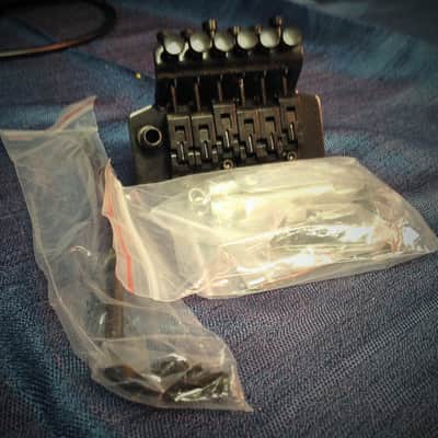 Dragonfire Double Locking FR Tremolo System image 4
