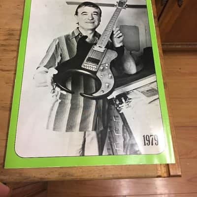 Burns The Burns Book by Paul Day (1990, Paperback) Guitars Basses Amps. Bold Strummer image 5