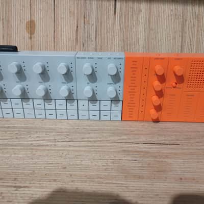 Yamaha Seqtrak Mobile Music Ideastation 2024 - Present - Grey / Orange image 1