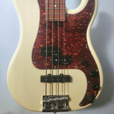 Sadowsky Guitars [USED] Metroline MV5LE Limited Edition Quilted