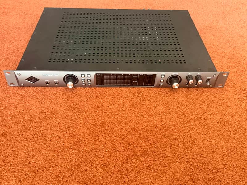 Universal Audio Apollo x6 Thunderbolt 3 Audio Interface 2018 - Present - Black image 1