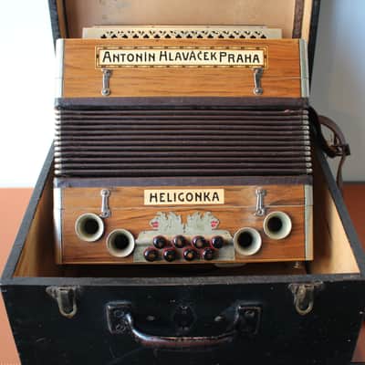 Rare 1920's Antonín Hlaváček Praha Heligonka Button Accordion image 2