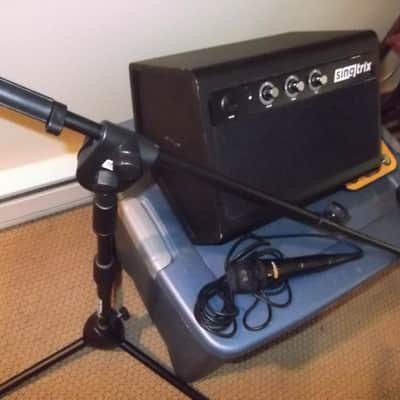 Singtrix Over 300 Effects Module & 40W Powered Subwoofer W/ 1 FX Mic, Stand & FX Module image 4